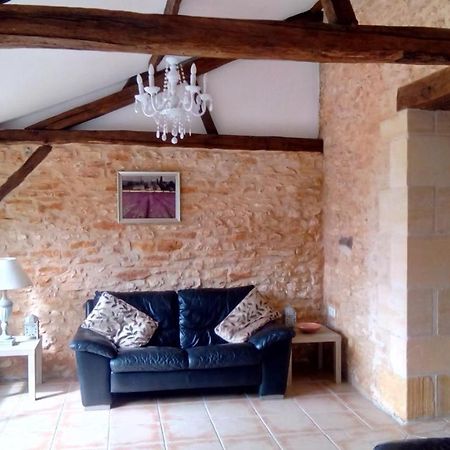 Les Coustilles Saint-Alvere Exterior photo