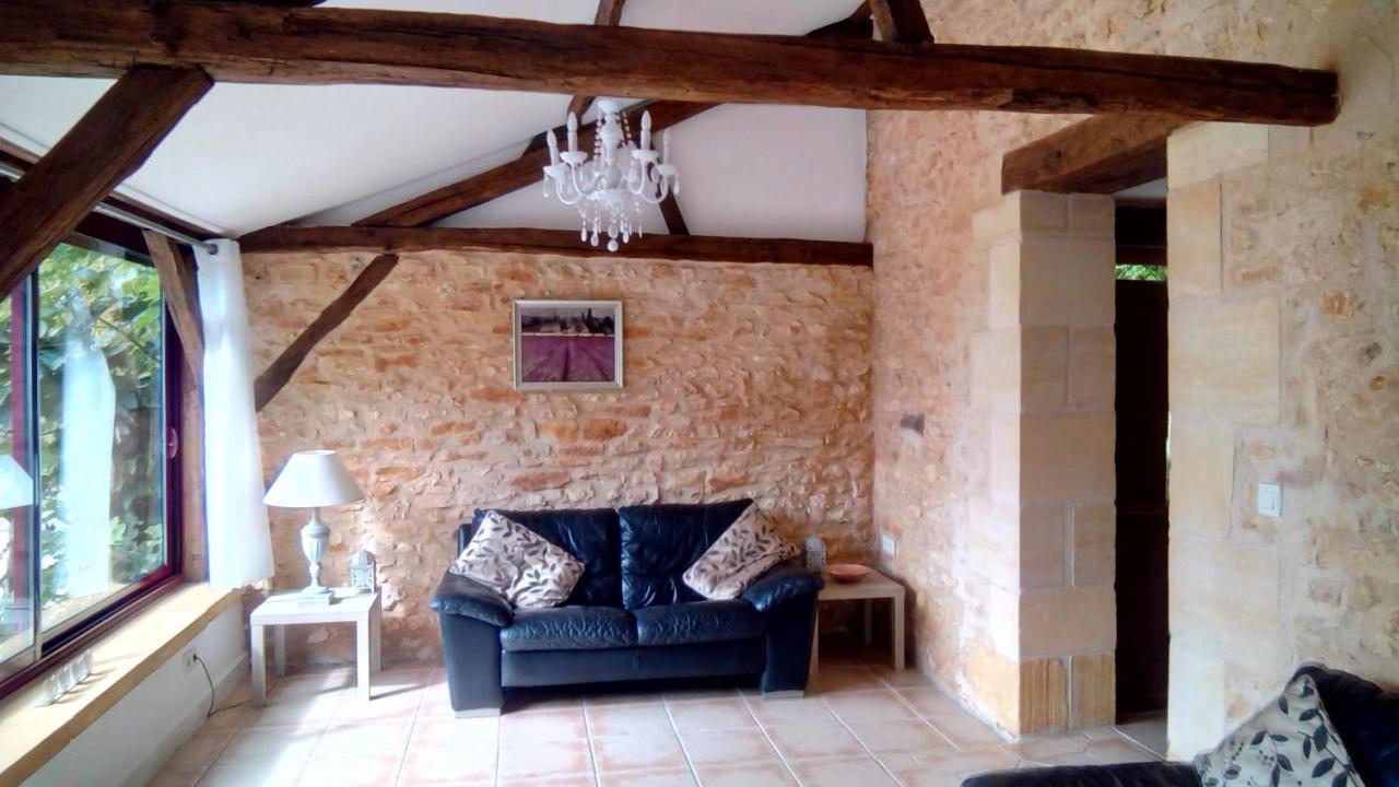 Les Coustilles Saint-Alvere Exterior photo